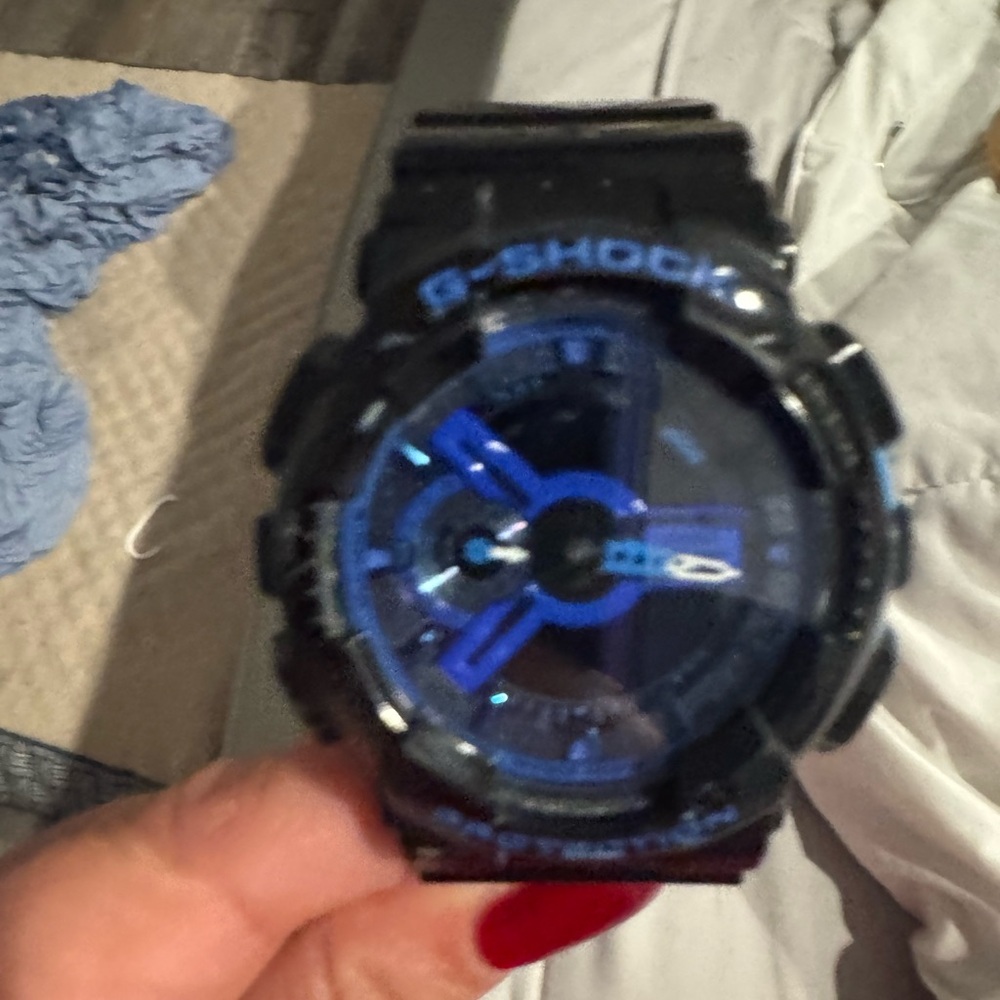 G shock large men’s watch